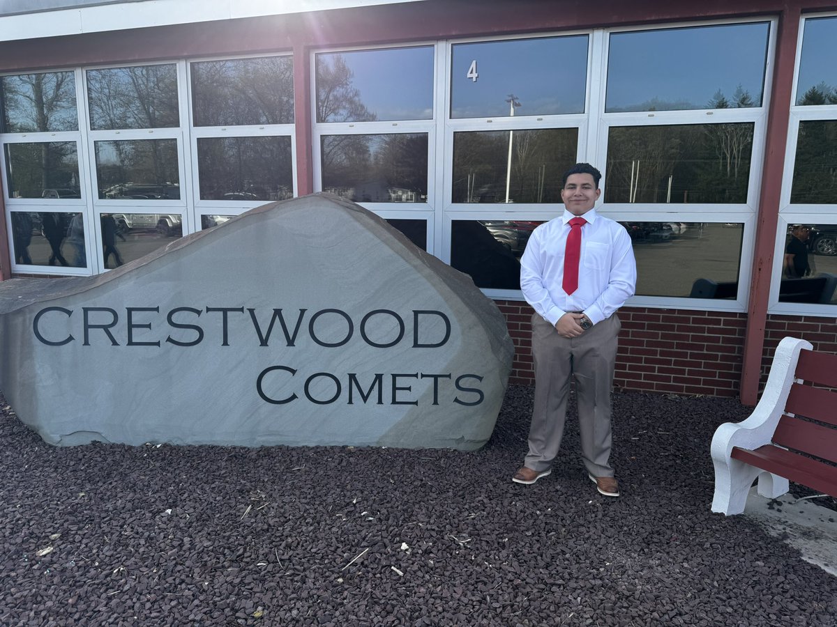 Focus on and off the field! #Crestwoodcomets
