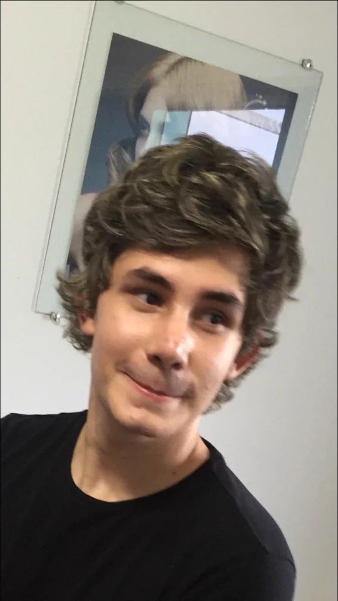 peqitw's tweet photo. e o dia que eu mandei essa bomba

devo repetir? 😂 https://t.co/jwuONgxvgN