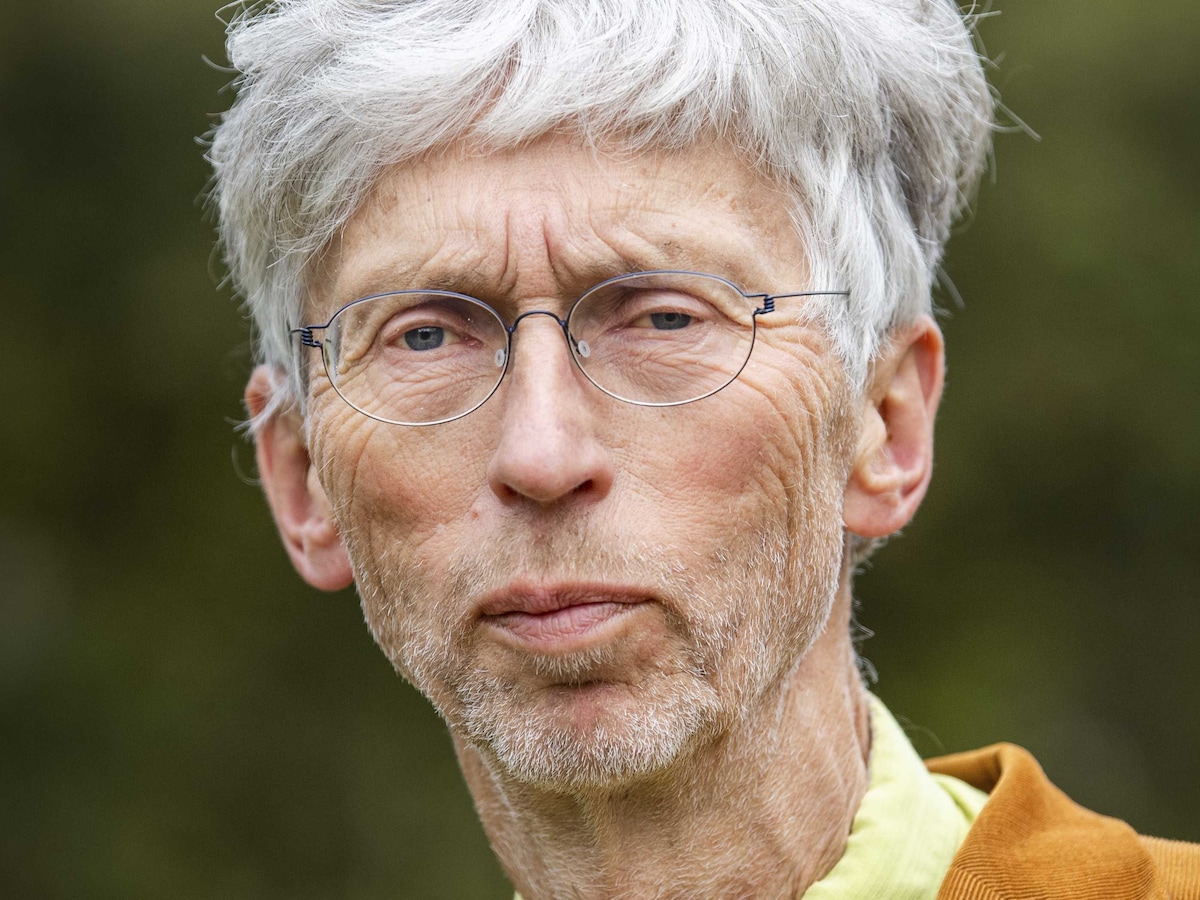 En natuurlijk krijgt milieuactivist en gediplomeerd zwerver Vollenbroek weer een podium bij #eenvandaag om zijn #stikstofhoax te proppen. 

Er is geen #stikstofprobleem in Nederland. Er is een bestuurlijk probleem gevoed door de #milieumaffia die de boeren weg willen jagen.