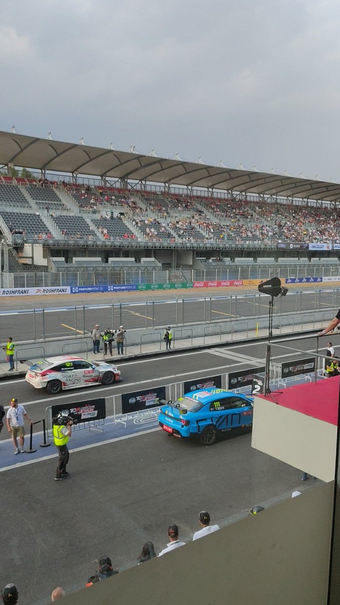 IkerCardenasF1's tweet image. Que gran fin de semana🎙️🏁
De narrar carreras de videojuegos en Xbox, a narrar mi primer campeonato mundial de automovilismo el FIA TCR World Tour 🌎
Agradecer infinitamente a todos los que me han acompañado en este camino que aún le queda recorrido.
@speedfestmx
@TCR_Series