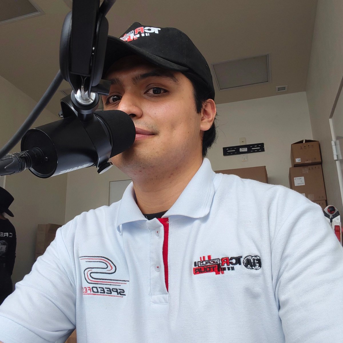 IkerCardenasF1's tweet image. Que gran fin de semana🎙️🏁
De narrar carreras de videojuegos en Xbox, a narrar mi primer campeonato mundial de automovilismo el FIA TCR World Tour 🌎
Agradecer infinitamente a todos los que me han acompañado en este camino que aún le queda recorrido.
@speedfestmx
@TCR_Series