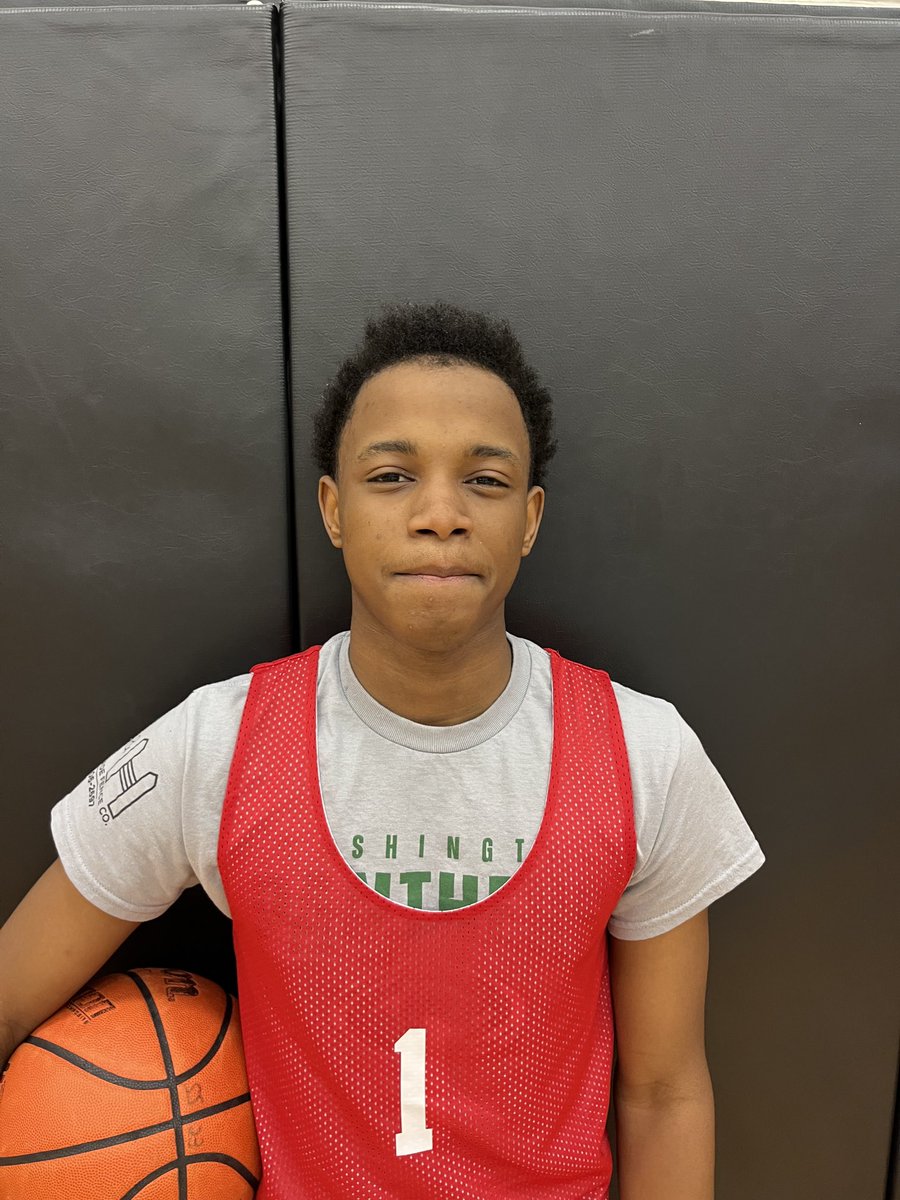 IABC 16U Mike Stuckey (SB Washington) 16.2 ppg scoring from everywhere @ Crossroads Clash