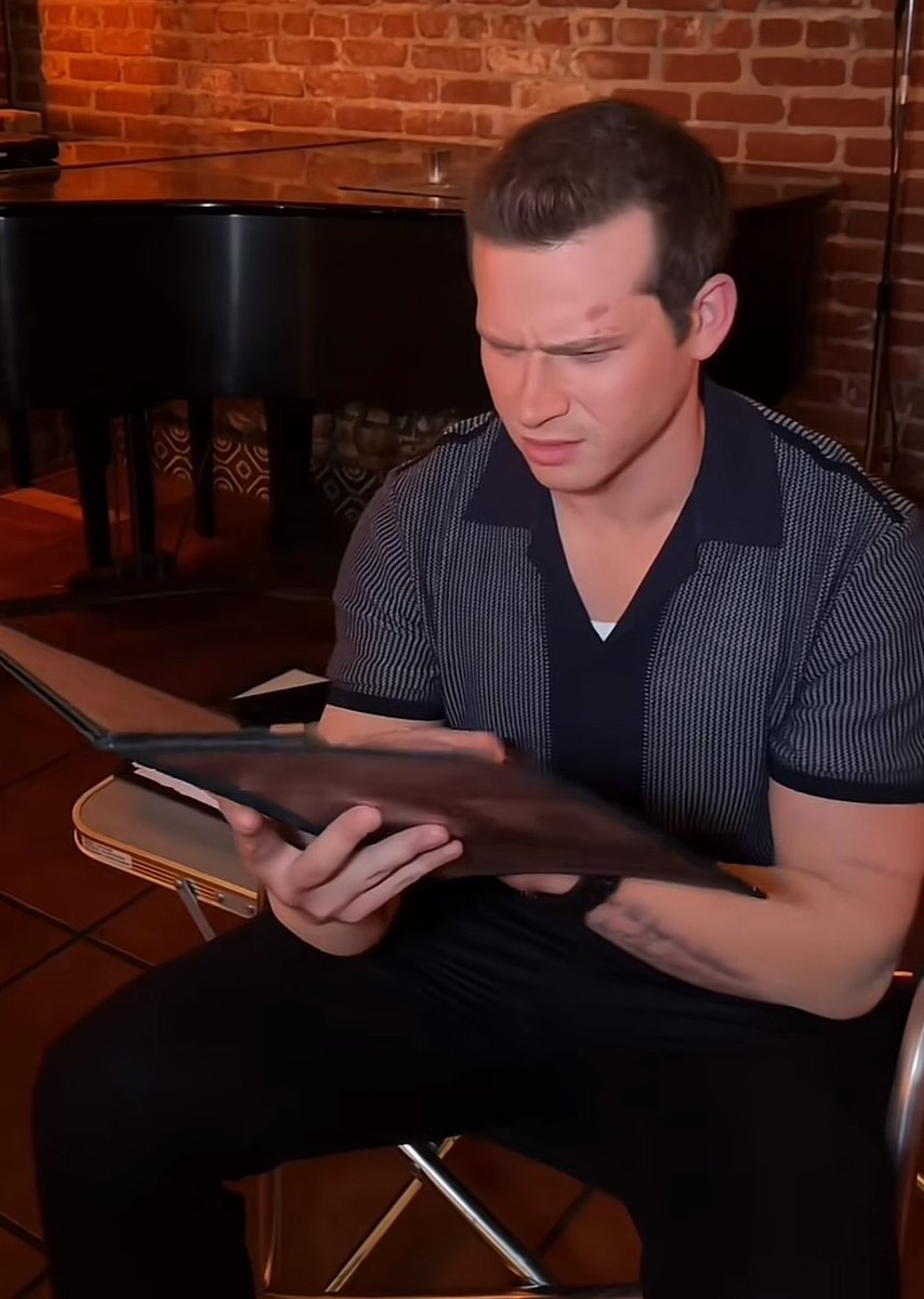 ceo of oliver stark (@buckitallup) on Twitter photo 