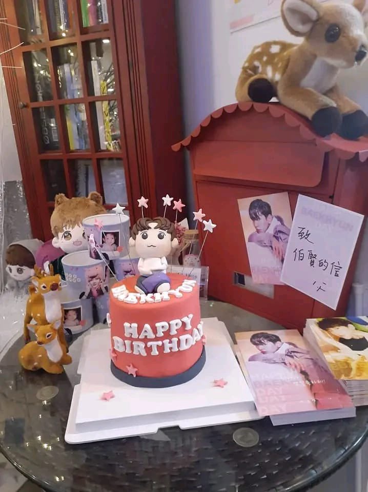 MinervaMaglala2's tweet photo. Happy Birthday Baekhyun🎂🎂❤
saengil chukhahaeyo" (생일 축하해요)
생일 축하합니다 (saeng-il chu-ka-ham-ni-da)

#HappyBaekhyunDay
#WithBaekhyuninReverie 
#해피큥데이 #큥일파티_참석완료
@BAEKHYUN_INB100 
@B_hundred_Hyun

#BAEKHYUN 🐶 #백현 #EXO #엑소  #weareoneEXO https://t.co/resiSGhYwx