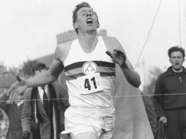 themile's tweet image. This man, this day 1954, this time 3:59.4 ⏱️✨ #Legend

More on Sir Roger, see: bringbackthemile.com/athletes/detai…