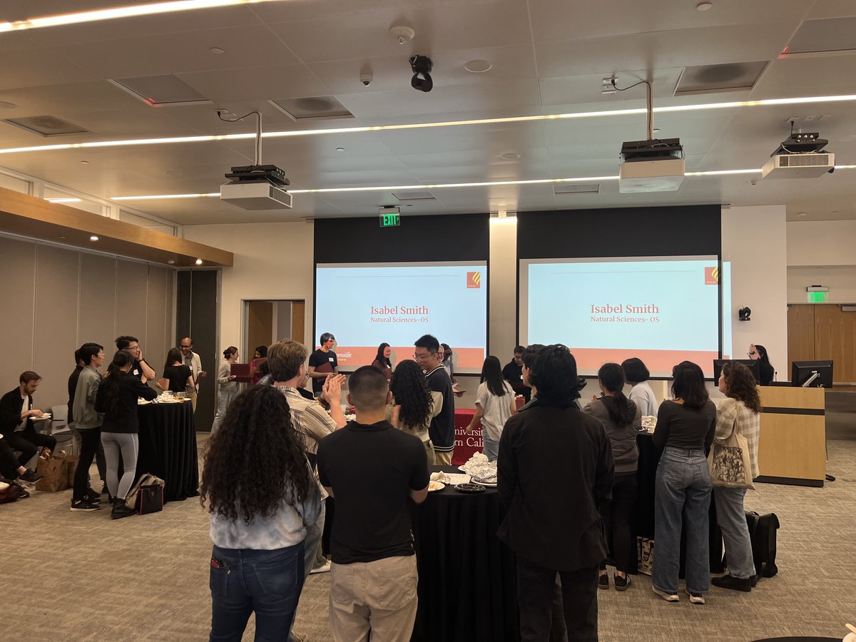 Huge congrats to our amazing Ph.D. Academy Certificate awardees in Leadership, Communication, and Management! 👏 It was such a joy connecting with Dornsife Ph.D. students at our End of Semester Social &amp; Certificate Celebration. Wishing you all a strong finish to the semester!