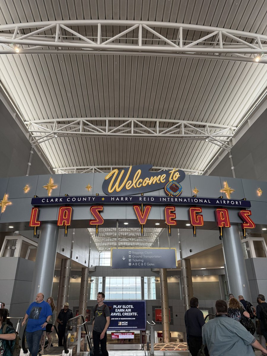 Manarobot's tweet image. ラスベガス到着！
 #roadtoknowledge #know25