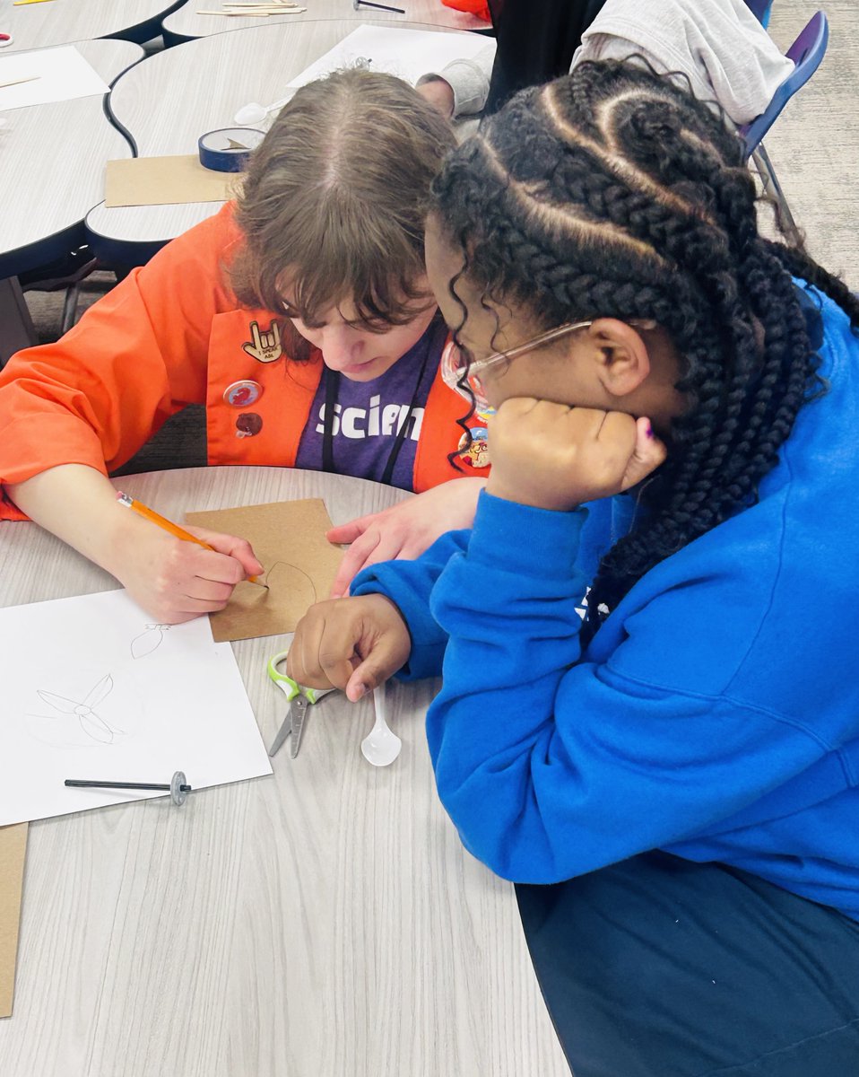 <a href="/jcpselev8/">Elev8 Student Learning Center</a> we are harnessing the power of spring to propel us through the end of the year! Students worked with our amazing <a href="/KYScience/">Kentucky Science Center</a> teachers to create their own wind turbines today! <a href="/JCPSAsstSuptASP/">Dr. Alicia Averette</a> <a href="/tonkeytarodgers/">Tonkeyta Rodgers</a> <a href="/msmeeley/">Tricia Meeley</a>