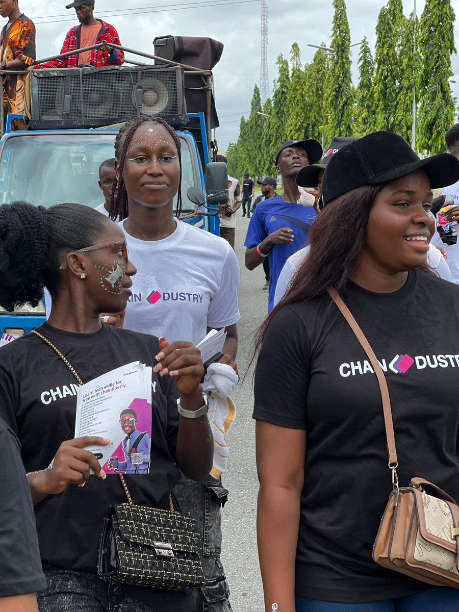 Immadimples's tweet image. We came, we saw, we floated! Chaindustry took over the streets with colors, culture, and crazy fun!

#ChainDustryBlockchainWeek 
#CBweek2025
#ChainDustry