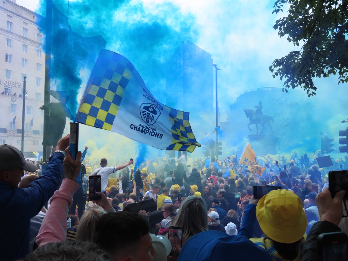 The best three consecutive Mondays ever? #LUFC #mot <a href="/TheSquareBall/">The Square Ball</a>