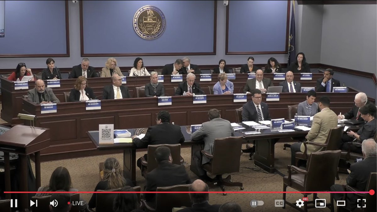 tomangell's tweet photo. BREAKING: The Pennsylvania House Health Committee approved a bill to legalize marijuana sales through a system of state-run stores, with an initial vote on the House floor expected as soon as Tuesday.

https://t.co/vpR2tnZdEK https://t.co/R3Hqjq0CrY