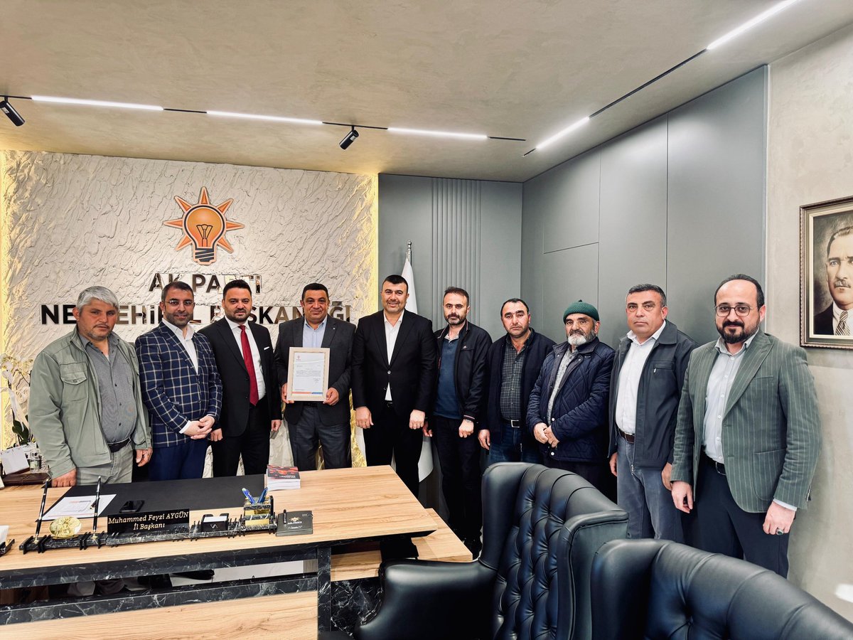 AK Parti Karapınar Belde Başkanı atanan İsa Aydoğdu' ya görevinde başarılar diler, görevi devreden Ramazan Yücel ve yönetimine tşkr ederim. Atama sürecinde bizlere destekleri için İl Başkanımız <a href="/av_mfa/">Muhammed Feyzi Aygün</a> 'e ve İlçe Bşk Hasan Özhan'a ve Teşkilat Bşk <a href="/mustafacicekli/">Mustafa ÇİÇEKLİ</a> 'ye teşekkür edrm