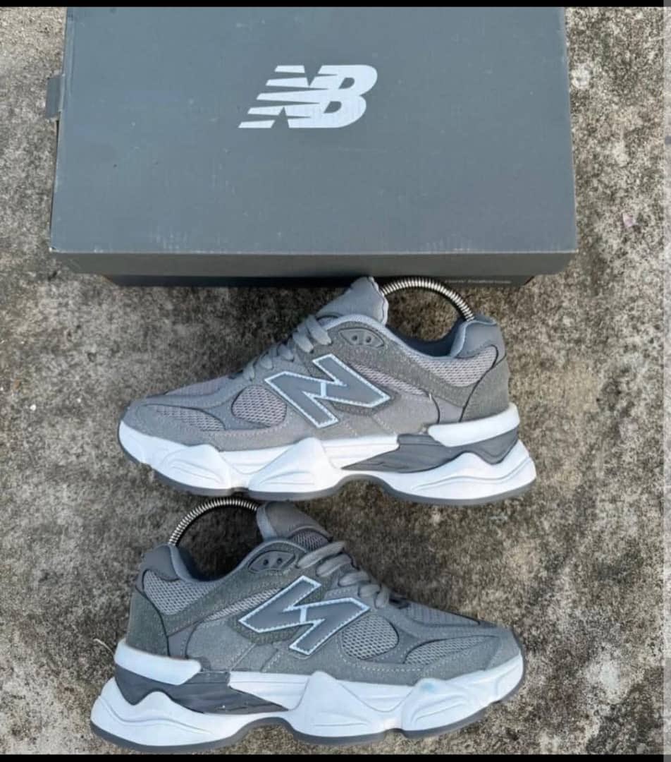 Ruqqoyah77's tweet image. Size 40-46. Available as seen with box 

Price:28,000 naira 
📍Ibadan/Lagos
Please rt