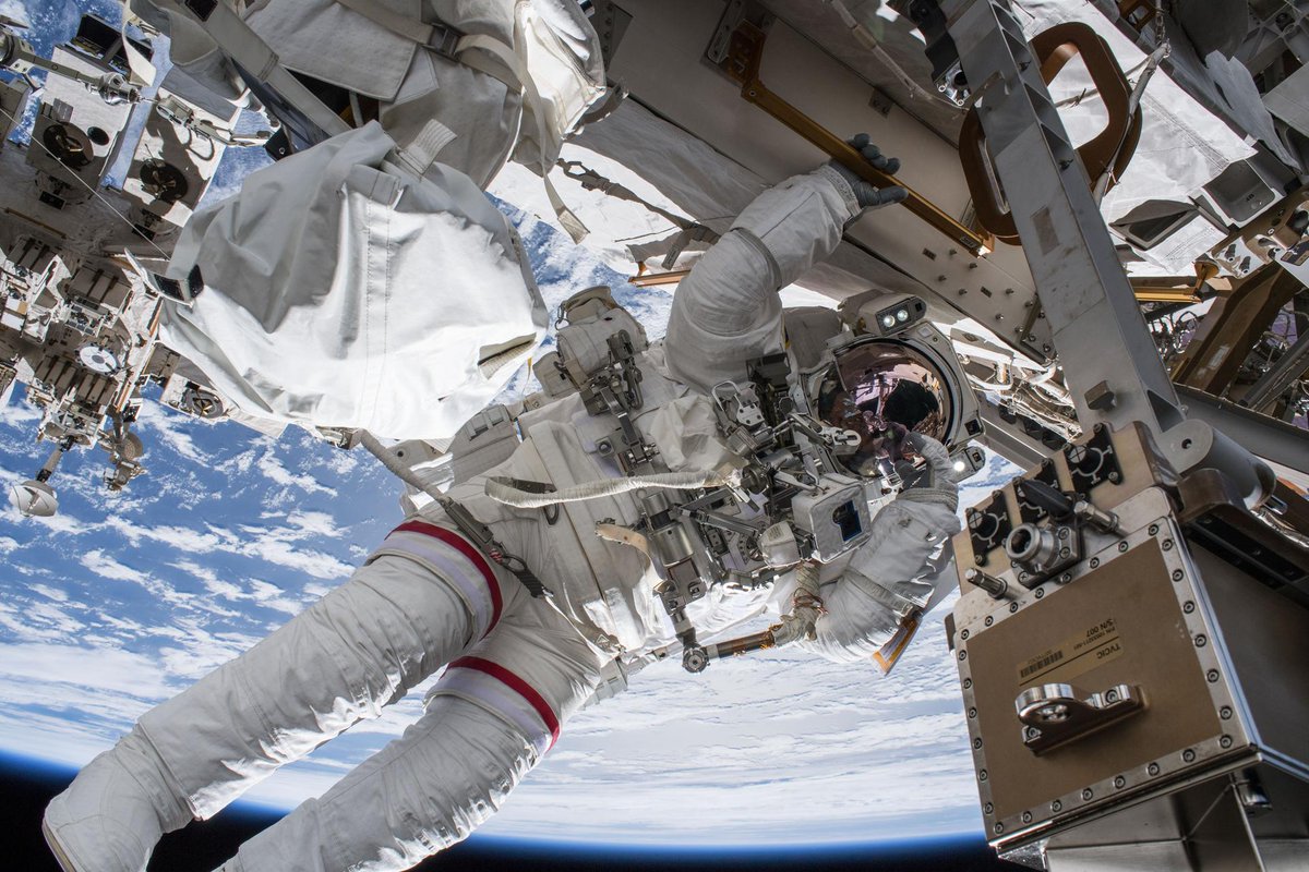 NASA_Johnson's tweet image. This #NationalAstronautDay, we honor those who have braved the unknown for the sake of humankind.
64 years ago, Alan Shepard became the first American in space. Since then, there have been 23 astronaut classes and we are looking forward to welcoming the 24th this year! Today, we…