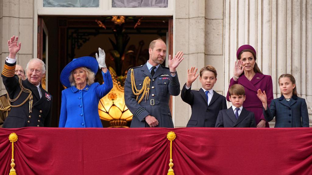 VE Day tea parties taking place across the country, from Buckingham Palace to Downing Street. What a great sight.

This marks the first major VE Day anniversary since the passing of Queen Elizabeth II, and the first under the reign of King Charles III.

#VEDay80