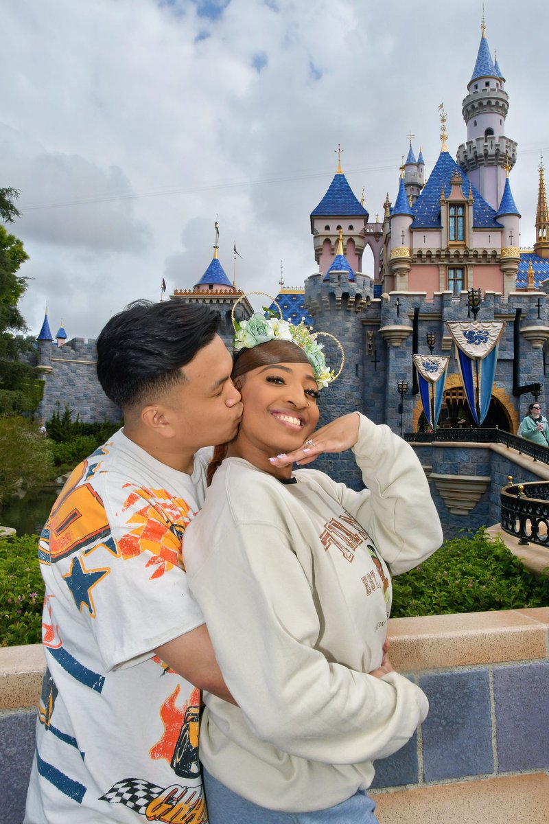 Love is so dope man 🥹

Thank you <a href="/Disneyland/">Disneyland Resort</a> for the magical time ❤️