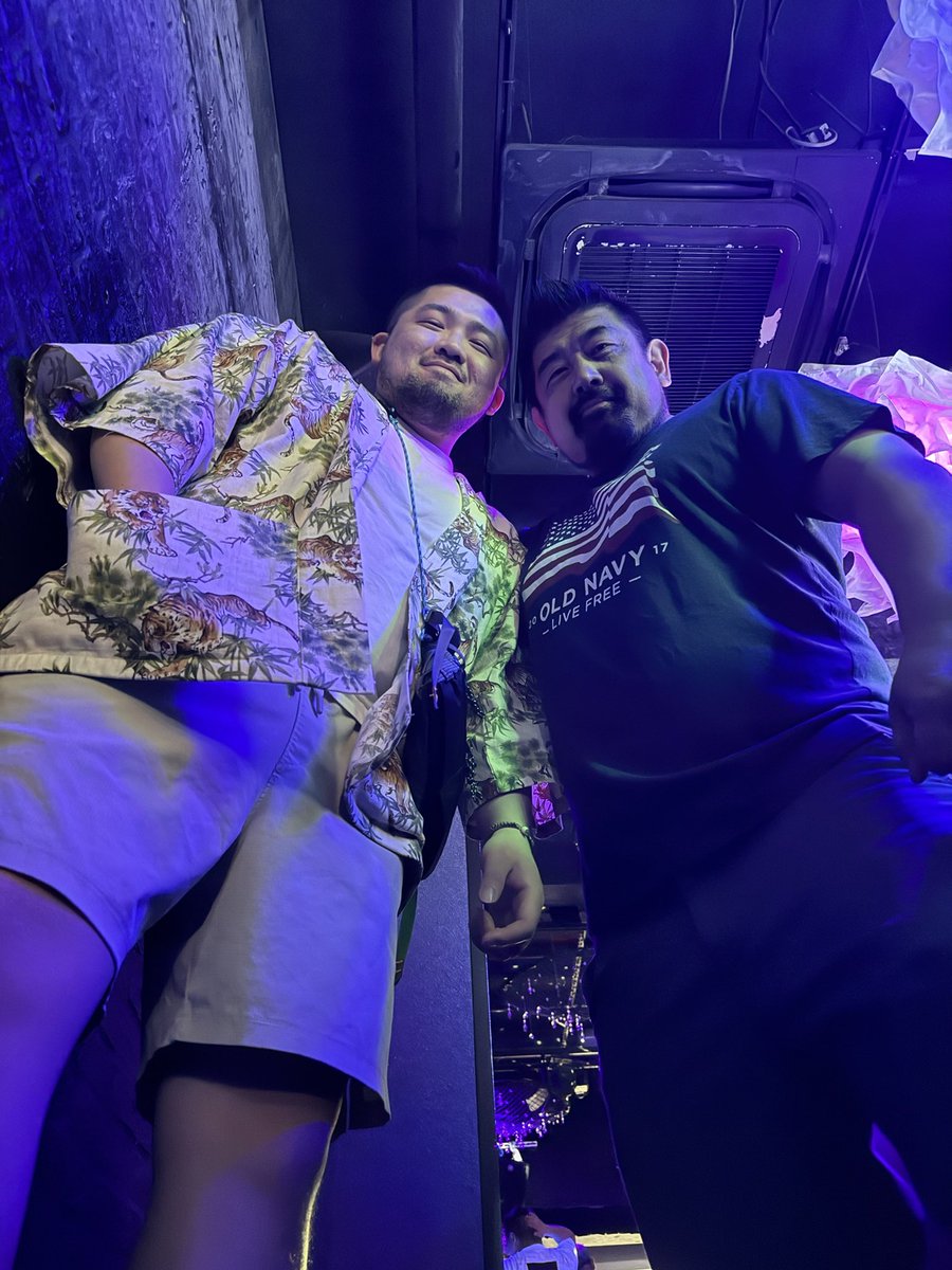 第一次去EAGLE BLUE
遇到Nao真的好帥❤️