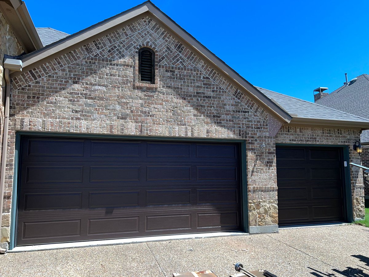 Superior_MN247's tweet image. Is your garage door making strange sounds or struggling to open? 

Our experienced technicians quickly diagnose and resolve any garage door issues. 

Contact us today for expert help!

#GarageDoorRepair #GarageSafety #TrustedTechs #GarageSolutions #HomeCare
