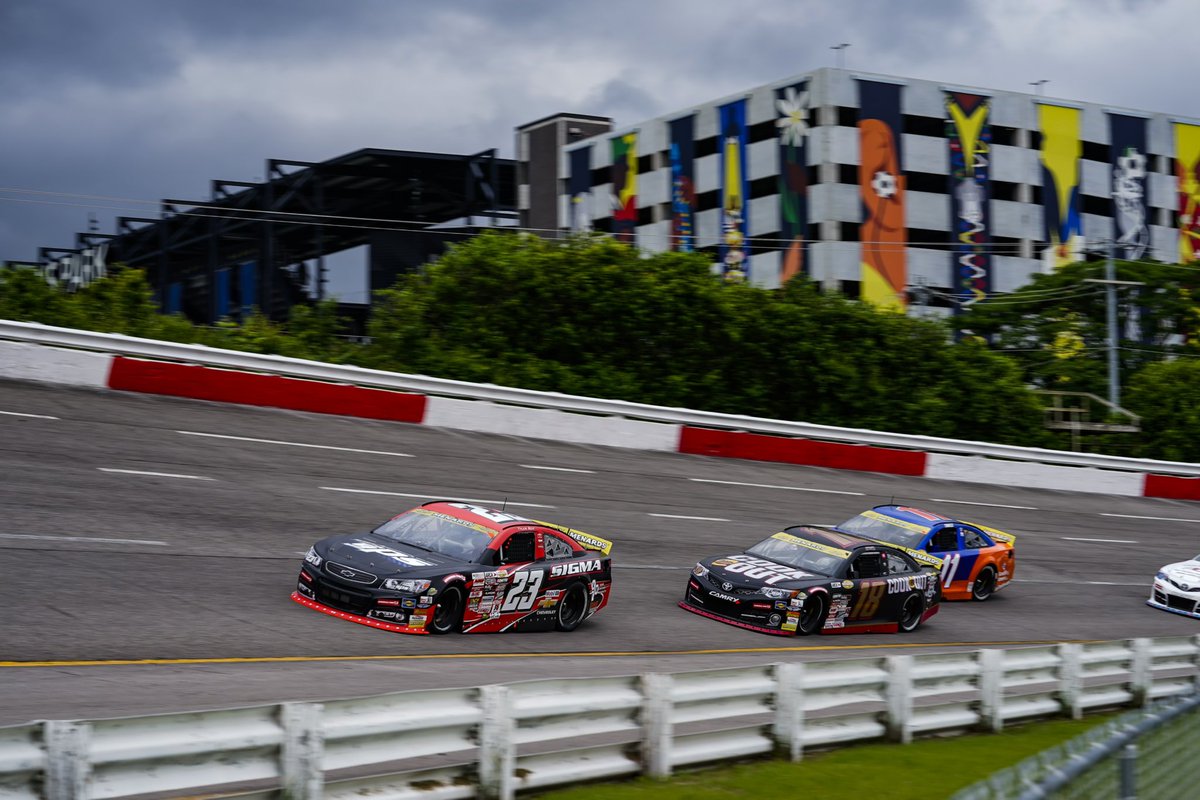 Tyler Reif tweet media