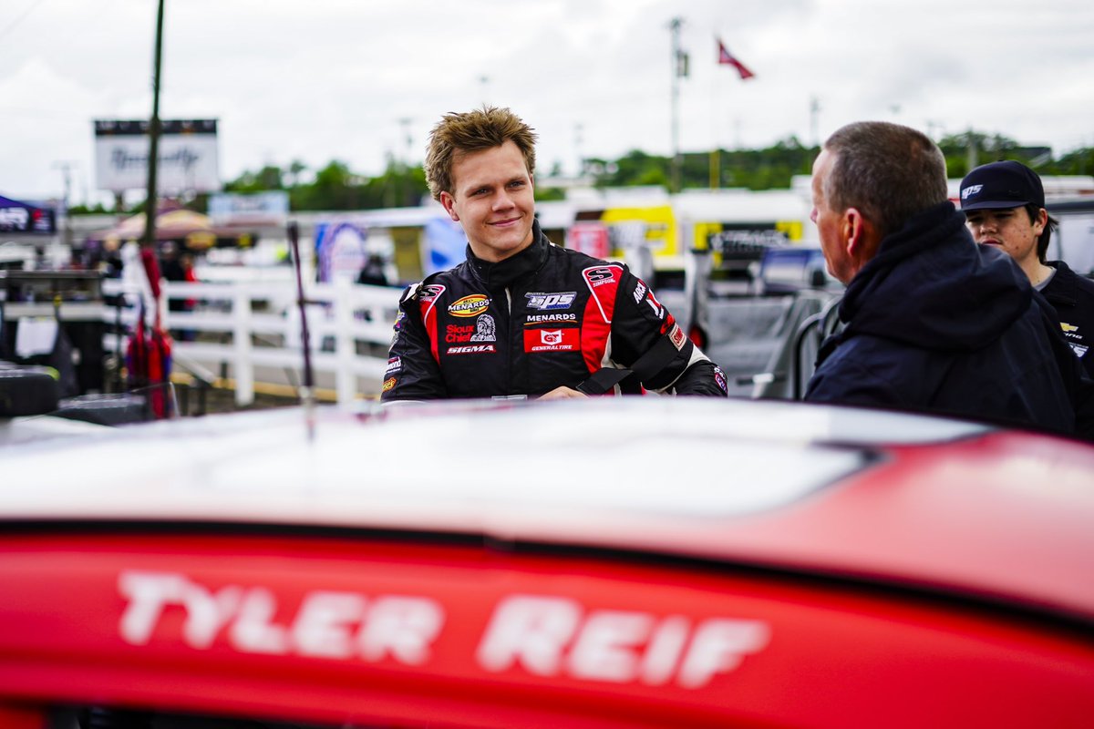 Tyler Reif tweet media