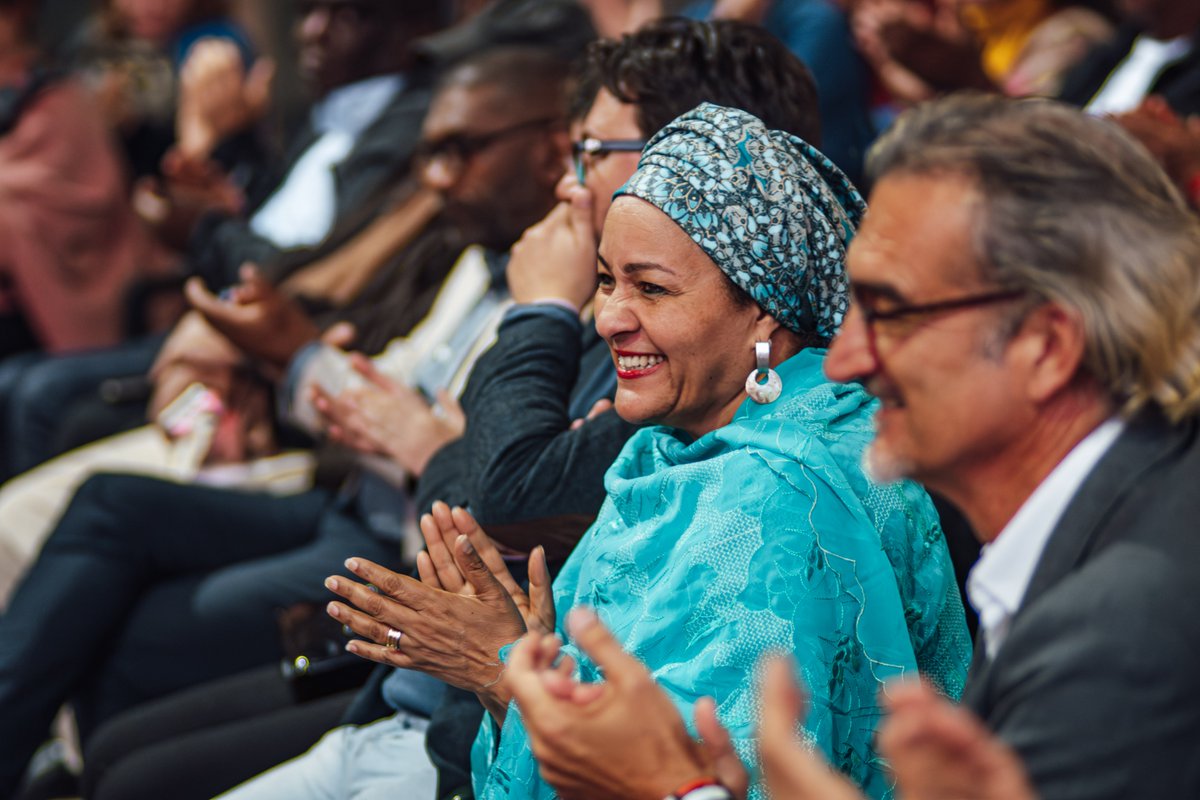 ONU Uruguay (@onuuruguay) on Twitter photo 📢 Del 26 al 28 de abril, Uruguay recibió la visita de <a href="/AminaJMohammed/">Amina J Mohammed</a> Vicesecretaria General de la ONU y Presidenta del Grupo de las Naciones Unidas para el Desarrollo Sostenible.
Un hito para el país y para la cooperación multilateral.
#ONU #Uruguay #Agenda2030 📢 Del 26 al 28 de abril, Uruguay recibió la visita de <a href="/AminaJMohammed/">Amina J Mohammed</a> Vicesecretaria General de la ONU y Presidenta del Grupo de las Naciones Unidas para el Desarrollo Sostenible.
Un hito para el país y para la cooperación multilateral.
#ONU #Uruguay #Agenda2030