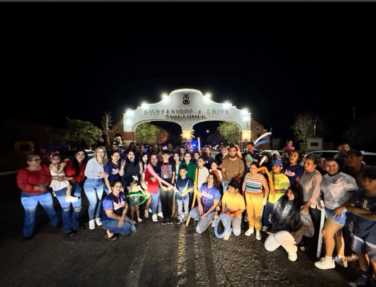 OrocoCorp's tweet image. 🎉 This #CincoDeMayo, we’re proud to share a special story from Choix, Sinaloa!
Emmanuel, son of our teammate Doris Castro, won 🥇 at the zone, sector & state levels and brought home 🥉 at the national #MathOlympiad! 🇲🇽
The whole town celebrated. So do we. 👏
TSX-V: $OCO | OTC:…