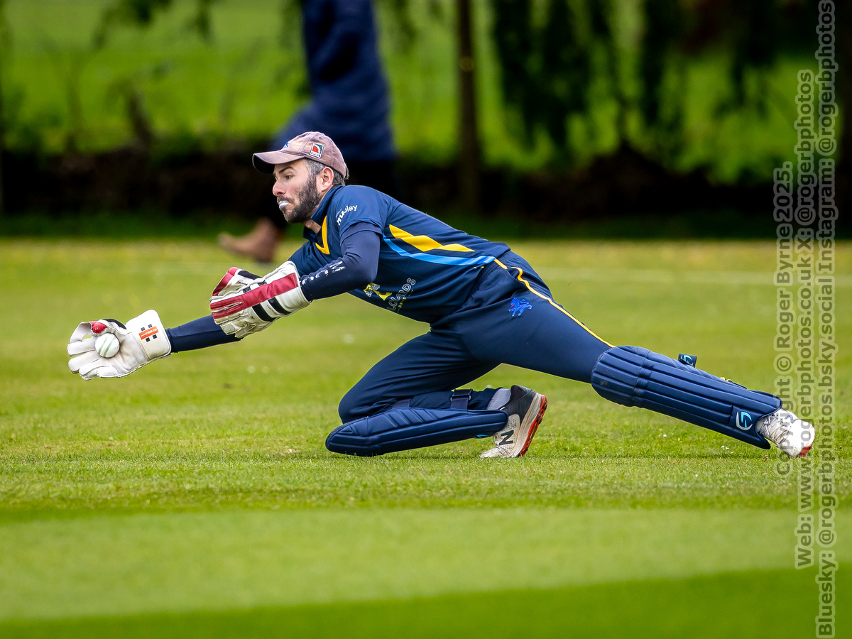 Roger Byrne (@rogerbphotos) on Twitter photo It was good to catch up with <a href="/Devon_CCC/">Devon County Cricket Club</a> wicketkeeper <a href="/MattThompson91/">Matt Dando-Thompson</a> at <a href="/AbingdonValeCC/">Abingdon Vale CC</a> where they played <a href="/Oxoncb/">Oxfordshire Cricket</a> in the <a href="/NCCA_uk/">NCCA (National Counties Cricket Association)</a> Trophy.
Matt plans to retire from playing at the end of this season, but he showed he can still throw himself around and stop balls down the legside! It was good to catch up with <a href="/Devon_CCC/">Devon County Cricket Club</a> wicketkeeper <a href="/MattThompson91/">Matt Dando-Thompson</a> at <a href="/AbingdonValeCC/">Abingdon Vale CC</a> where they played <a href="/Oxoncb/">Oxfordshire Cricket</a> in the <a href="/NCCA_uk/">NCCA (National Counties Cricket Association)</a> Trophy.
Matt plans to retire from playing at the end of this season, but he showed he can still throw himself around and stop balls down the legside!