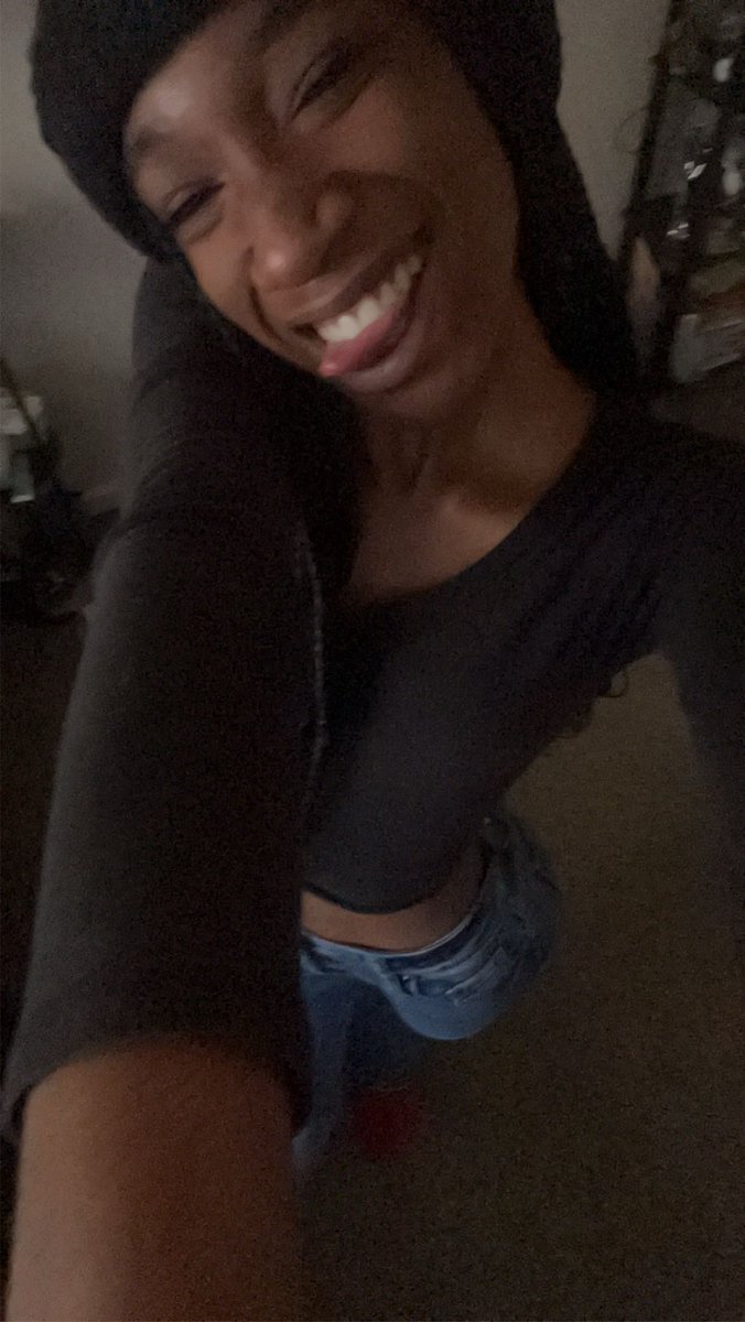 blessin💋 tweet media