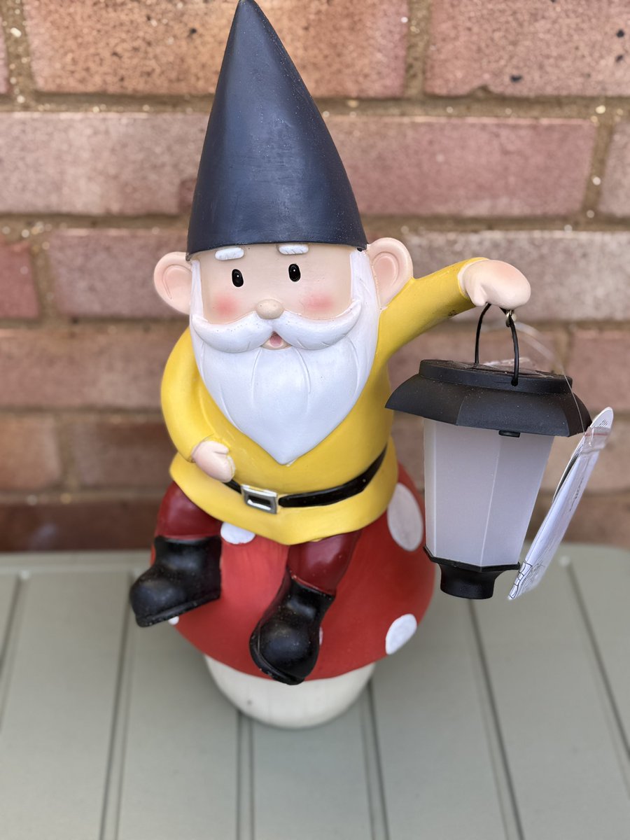 KatieCurtis tweet media