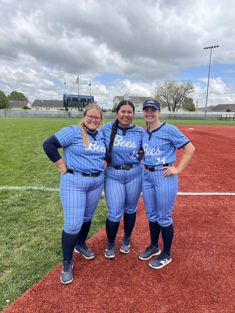 Thank you, Seniors. 🩵

#SAUSoftball