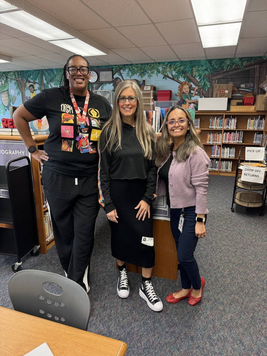 Daysi Oscategui (@daysioscategui) on Twitter photo Thank you for always supporting <a href="/GuilfordEle/">Guilford Elementary School</a> and our Next book fair event #tincupfund #melissafox Thank you for always supporting <a href="/GuilfordEle/">Guilford Elementary School</a> and our Next book fair event #tincupfund #melissafox