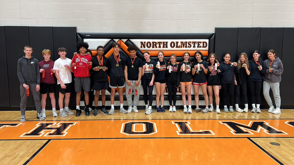 NOMS relay award winners 🥇