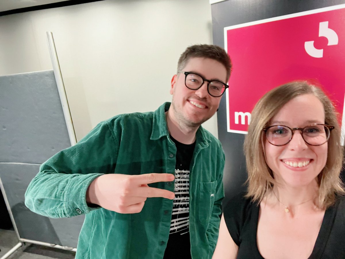 Camille Pépin (@camille_pepin) on Twitter photo Superbe moment d’enregistrement aujourd’hui avec <a href="/Th_contempo/">Thomas Vergracht</a> pour <a href="/francemusique/">France Musique</a> à <a href="/radiofrance/">Radio France</a> 🎙️
Rendez-vous dimanche 11/05 à 21h dans Grand Format pour 1h d’interview puis mon concerto pour 🎻 écrit pour <a href="/RCapucon/">Renaud Capuçon</a> à 22h dans Le Concert du soir présenté par Arnaud Merlin 🎁 Superbe moment d’enregistrement aujourd’hui avec <a href="/Th_contempo/">Thomas Vergracht</a> pour <a href="/francemusique/">France Musique</a> à <a href="/radiofrance/">Radio France</a> 🎙️
Rendez-vous dimanche 11/05 à 21h dans Grand Format pour 1h d’interview puis mon concerto pour 🎻 écrit pour <a href="/RCapucon/">Renaud Capuçon</a> à 22h dans Le Concert du soir présenté par Arnaud Merlin 🎁