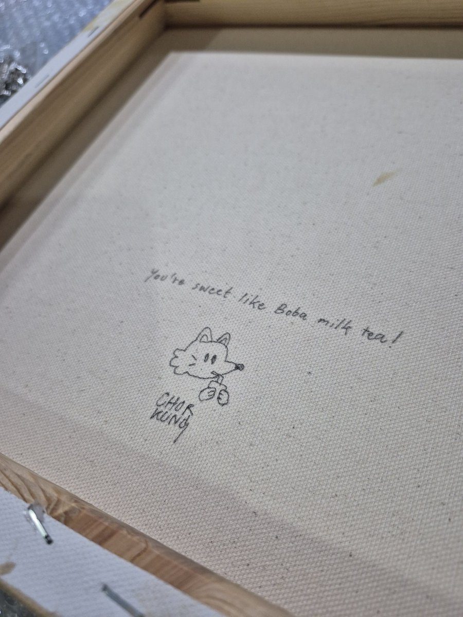 ตั้งแต่ปี 2025 
จะมีการเขียนชื่อภาพและวาดรูปเล่นด้านหลังด้วย 😆❤️❤️
🌟ไปชมงานจริงได้ที่ บูธ N87
#mangoartfestival 
7-11 พค ที่ River city ค่าาาา