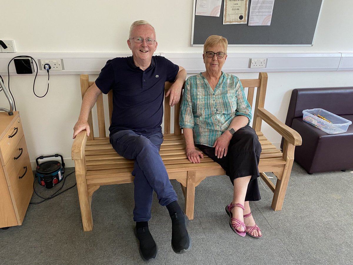 Just testing out the new bench <a href="/RotaryMcrBkfast/">Rotary Club of Manchester Breakfast</a> are donating to the wonderful <a href="/ThePlaceM14/">The Place At Platt Lane</a> before it’s secured outside the building!
#Fallowfield #Manchester
