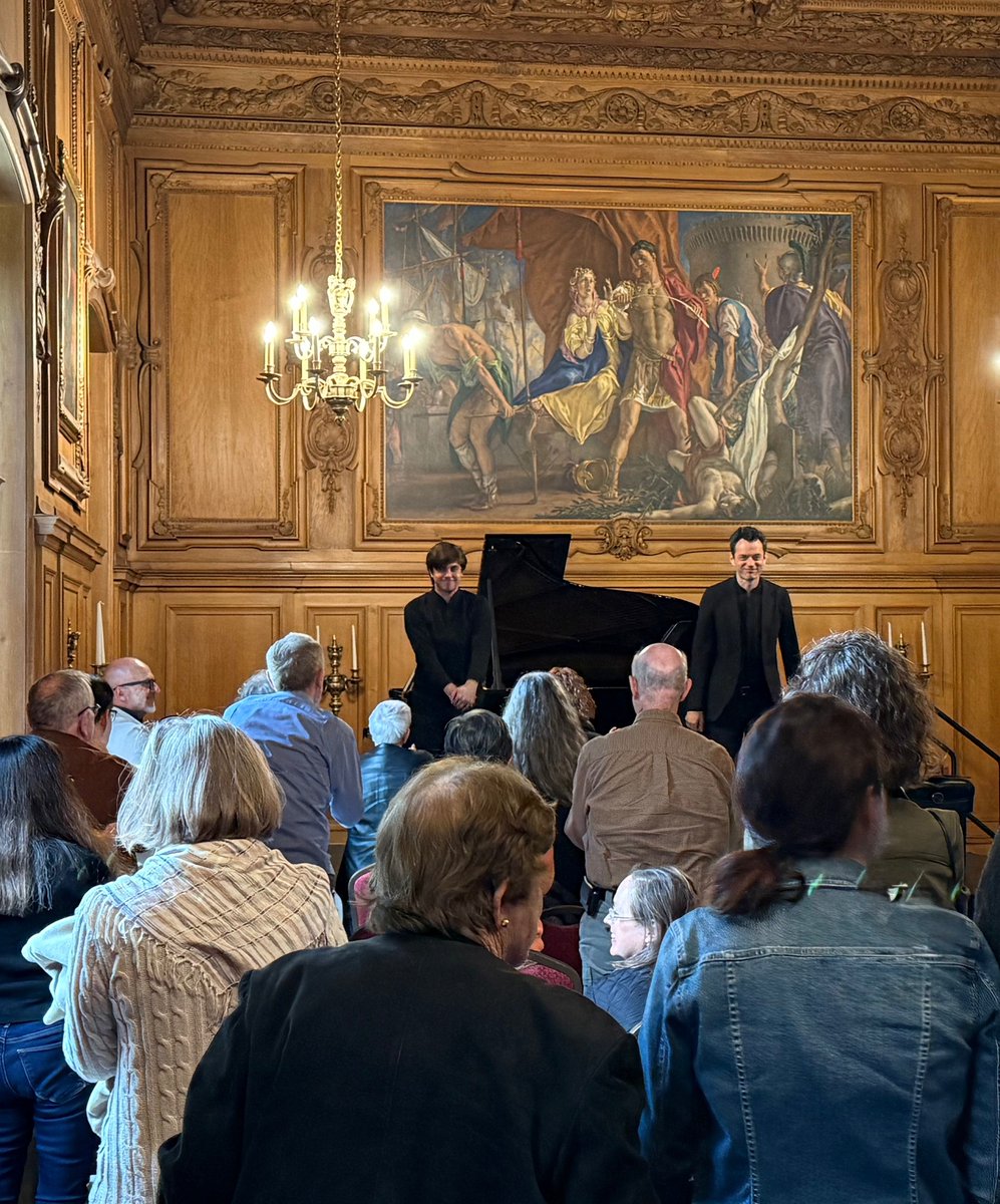 ucla1718cs's tweet image. On Saturday, May 3 we were delighted to host violinist @AubrunAmbroise and pianist @stevenpiano at the @ClarkLibUCLA for their program "The Art of Duo: A Journey through Europe to the USA from 1700 to 1930." Thank you for sharing your talents with us!