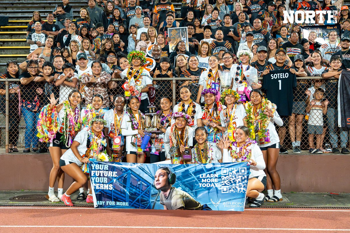 Secured the win in the very first Flag Football State Championship!! Was happy to do it with my bball girls, and none of this would be possible without the team, coaches, family, and community 🏆👸🏽