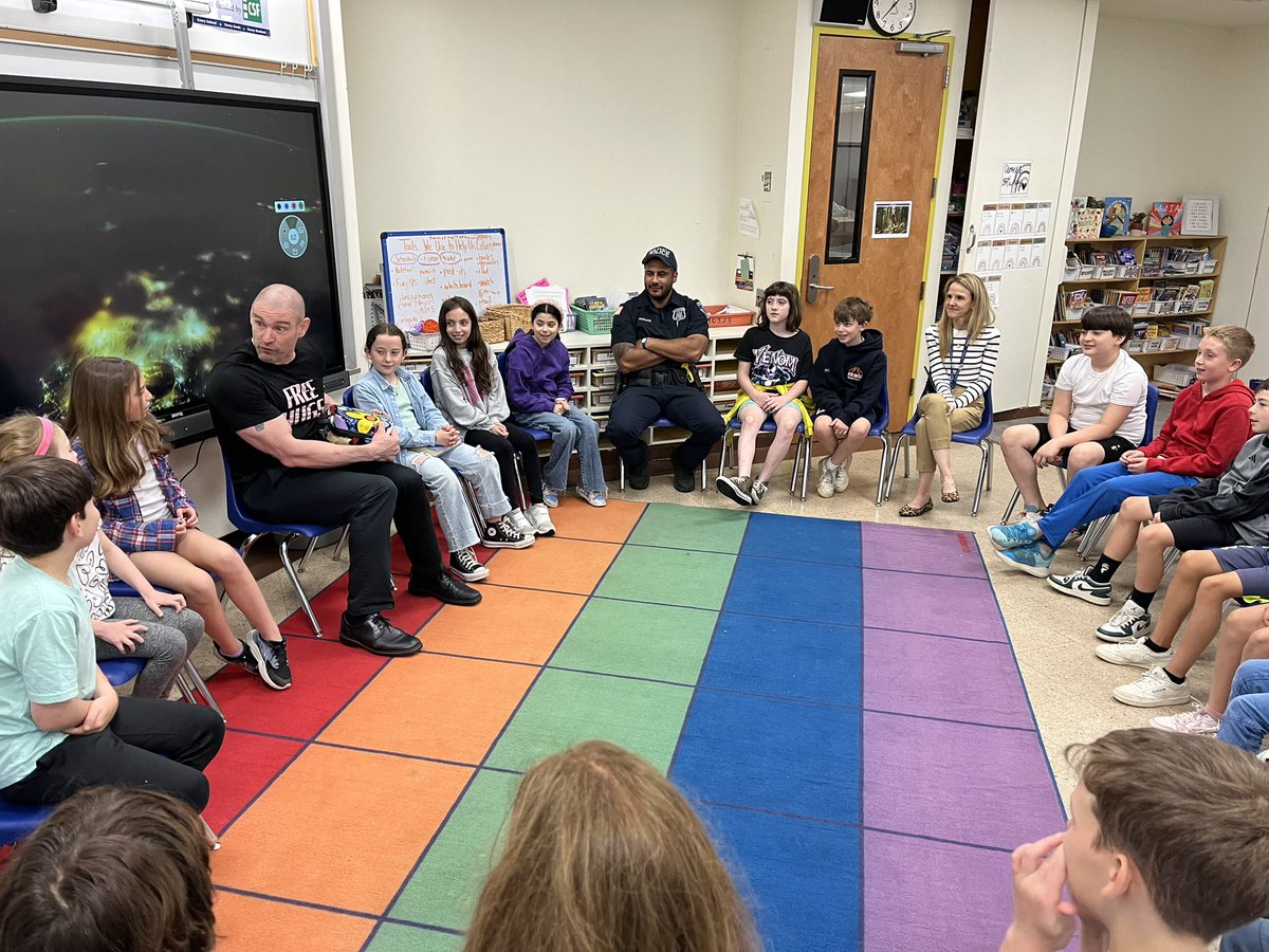 ‘Hope is the most powerful human force.’ Thanks to Sweethearts &amp; Heroes for showing our students how to stand up, speak out, and be the light. #Hope #SweetheartsAndHeroes #StudentLeaders #WOschool