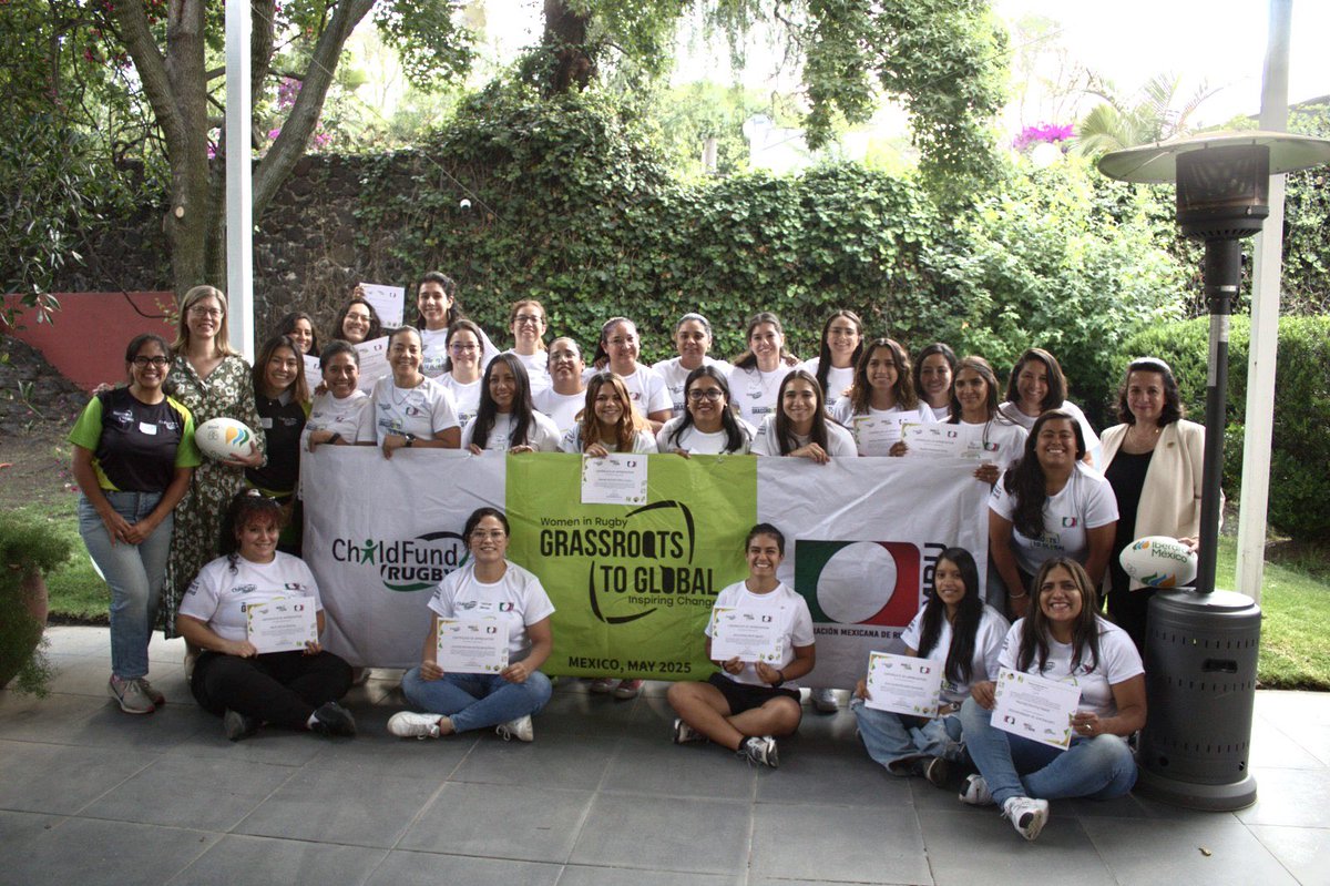 AusEmbMex's tweet photo. Fue un gusto ser anfitriona del cierre del foro Grassroots to Global Series: Women in Rugby Inspiring Change, con participaciones de @JillyCollins_, @WorldRugby, @Rugby_Mexico y Cristina Flores. Entregué sus certificados y celebramos los lazos entre 🇦🇺🤝🇲🇽 a través del rugby 🏉. https://t.co/0zetZTxVJp