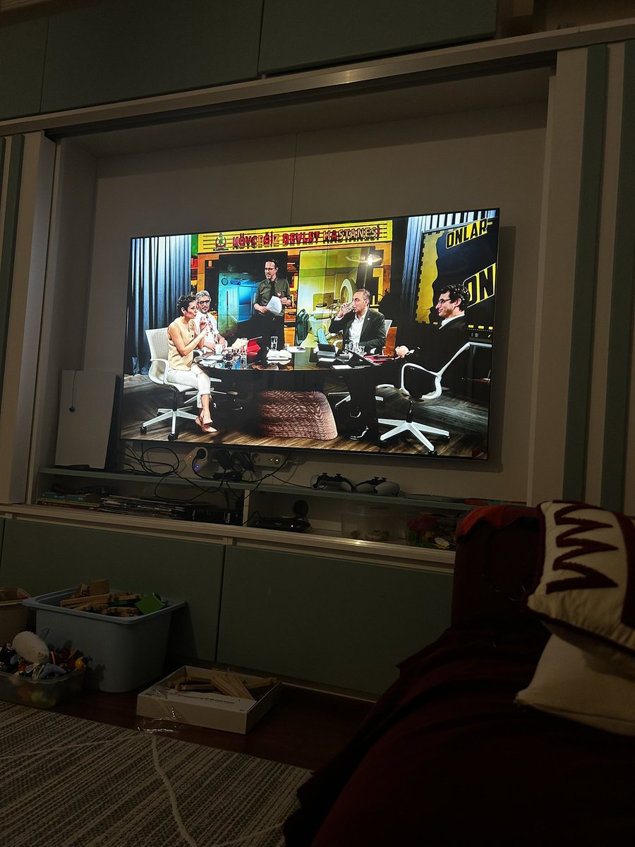 #onlartv nadir bulunan “şerefli gazeteci” barındırır. İyi ki varlar