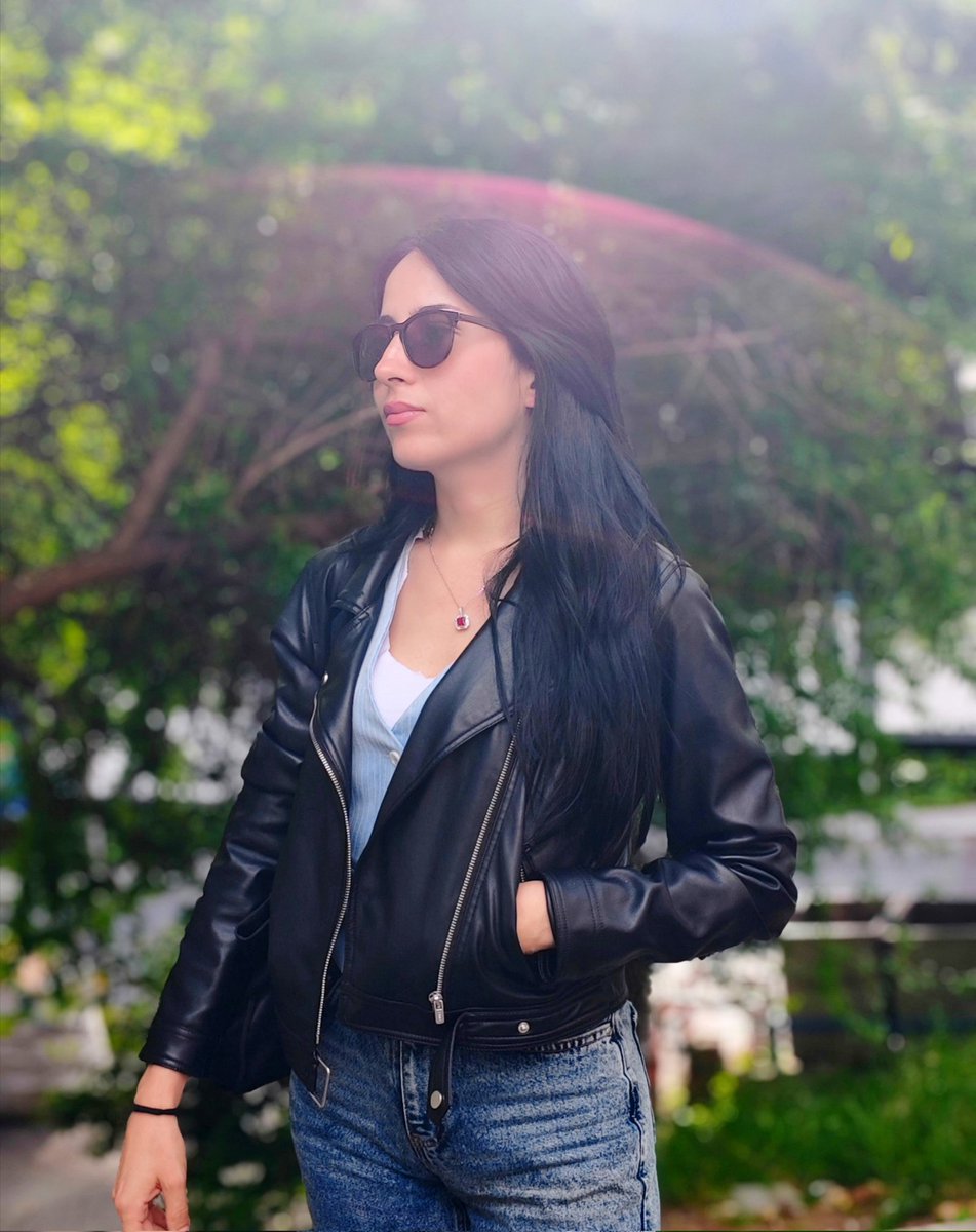 Kalbini mi kırdım affedersin 🌸😁