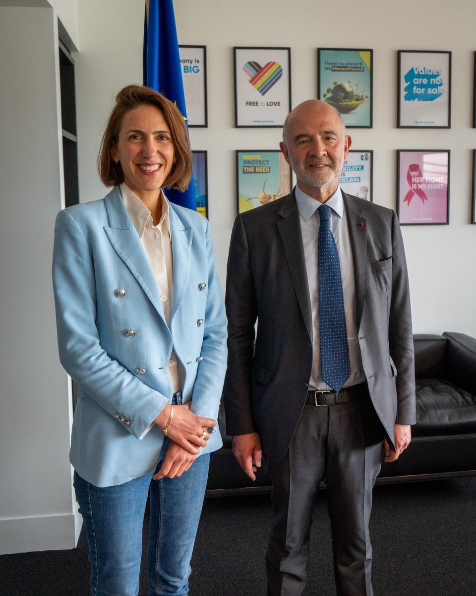 Valérie Hayer (@valeriehayer) on Twitter photo Merci <a href="/pierremoscovici/">Pierre Moscovici</a> pour nos échanges !
Pour faire face aux défis européens actuels, les questions budgétaires seront centrales. C'est l'enjeu des prochains mois au Parlement européen. Merci <a href="/pierremoscovici/">Pierre Moscovici</a> pour nos échanges !
Pour faire face aux défis européens actuels, les questions budgétaires seront centrales. C'est l'enjeu des prochains mois au Parlement européen.