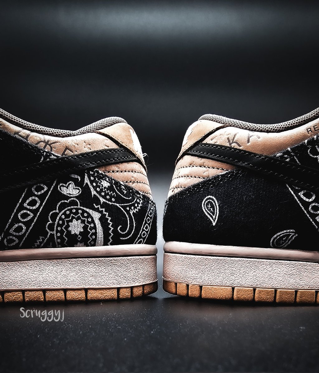 Scruggyj's tweet image. Travis Scott x Dunk Low Premium QS SB 'Cactus Jack'

Shots from my collection 
#scruggyjsneakers 
#sneakershots 
#sbdunks 
#sbdunk 
#travisscottdunk 
#sbtravisscott 
#travisscottsb
#travisscott
#nikesb
@nikesb 
@nikestore