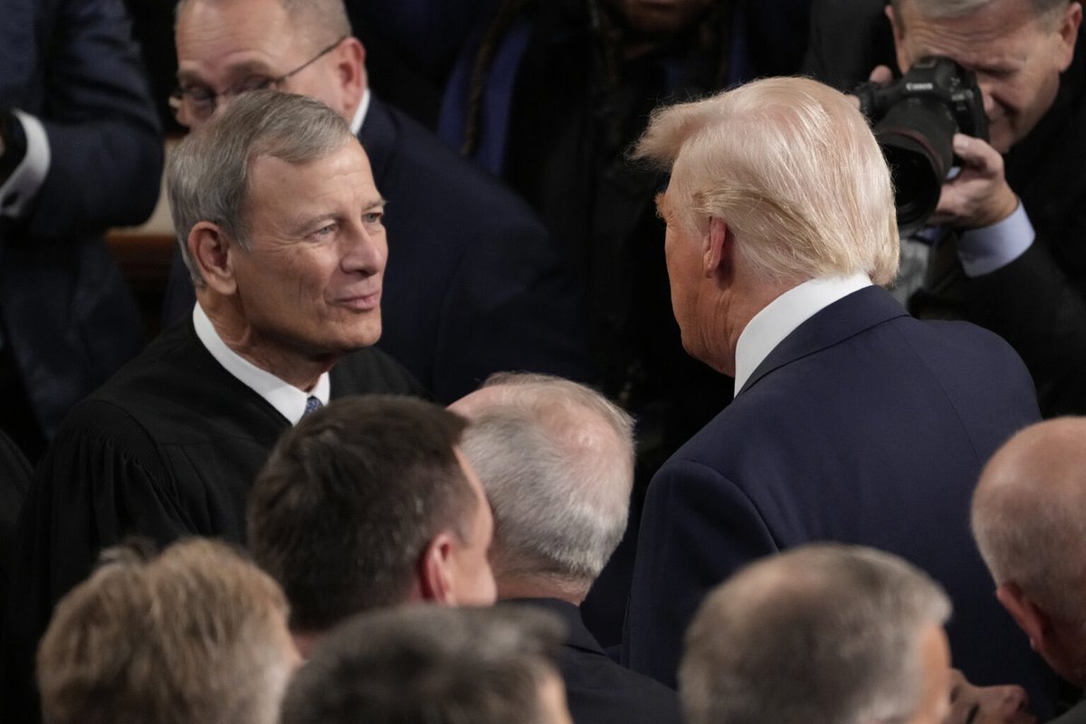 BREAKING: Trump’s goon squad—led by fascist fanboy Stephen Miller—is SUING Chief Justice John Roberts.

Why? They want to reclassify the entire federal judiciary as part of the White House.
That’s not separation of powers. That’s a hostile takeover.

This is Project 2025 in