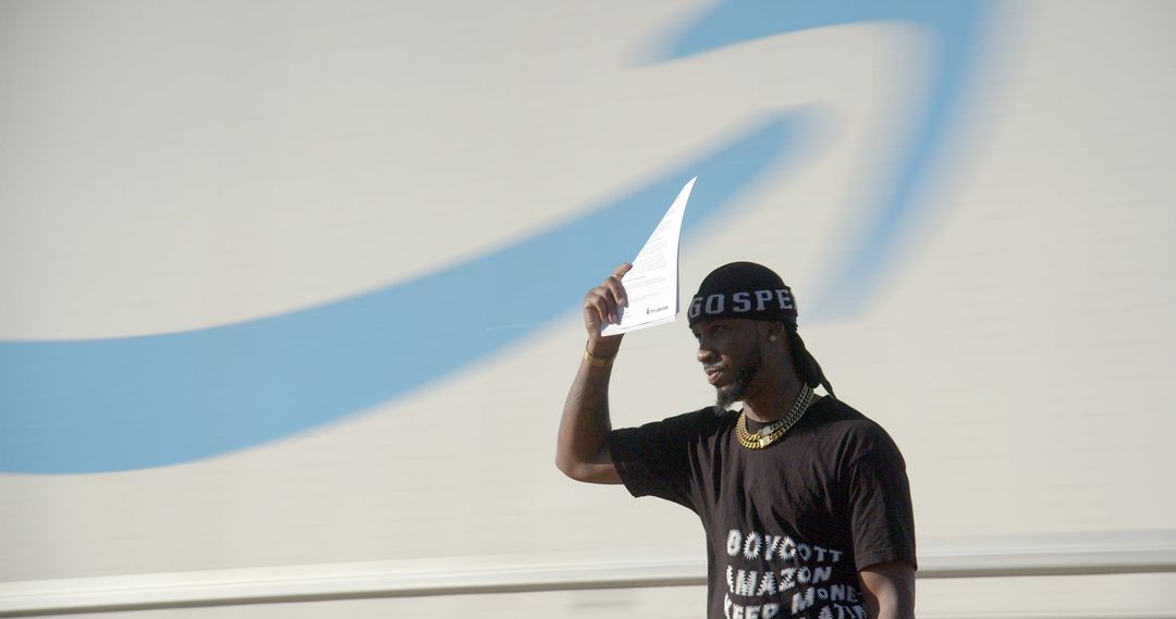 thefilmfest's tweet image. Catch a screening of UNION, May 16 at Cineplex Cinema Park Lane! Up against one of the most powerful companies on the planet, embark on an unprecedented campaign to unionize. Presented by @MayworksHalifax, AIFF and @carbon_arc 🎟️simpletix.com/e/union-ticket…