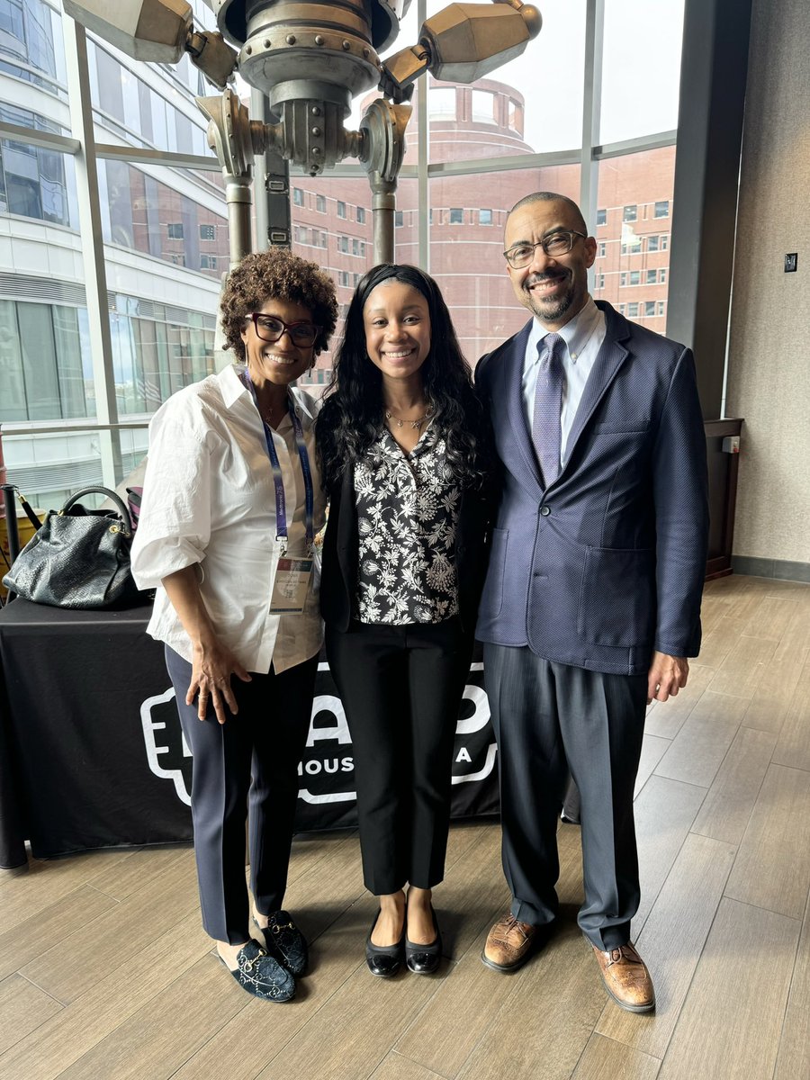madisoncsevans's tweet image. Feeling so inspired after an amazing time at the @AANSNeuro annual meeting! Grateful to have met incredible mentors, made new friends, and learned so much from powerful workshops. Already looking forward to next year’s experience and growth!