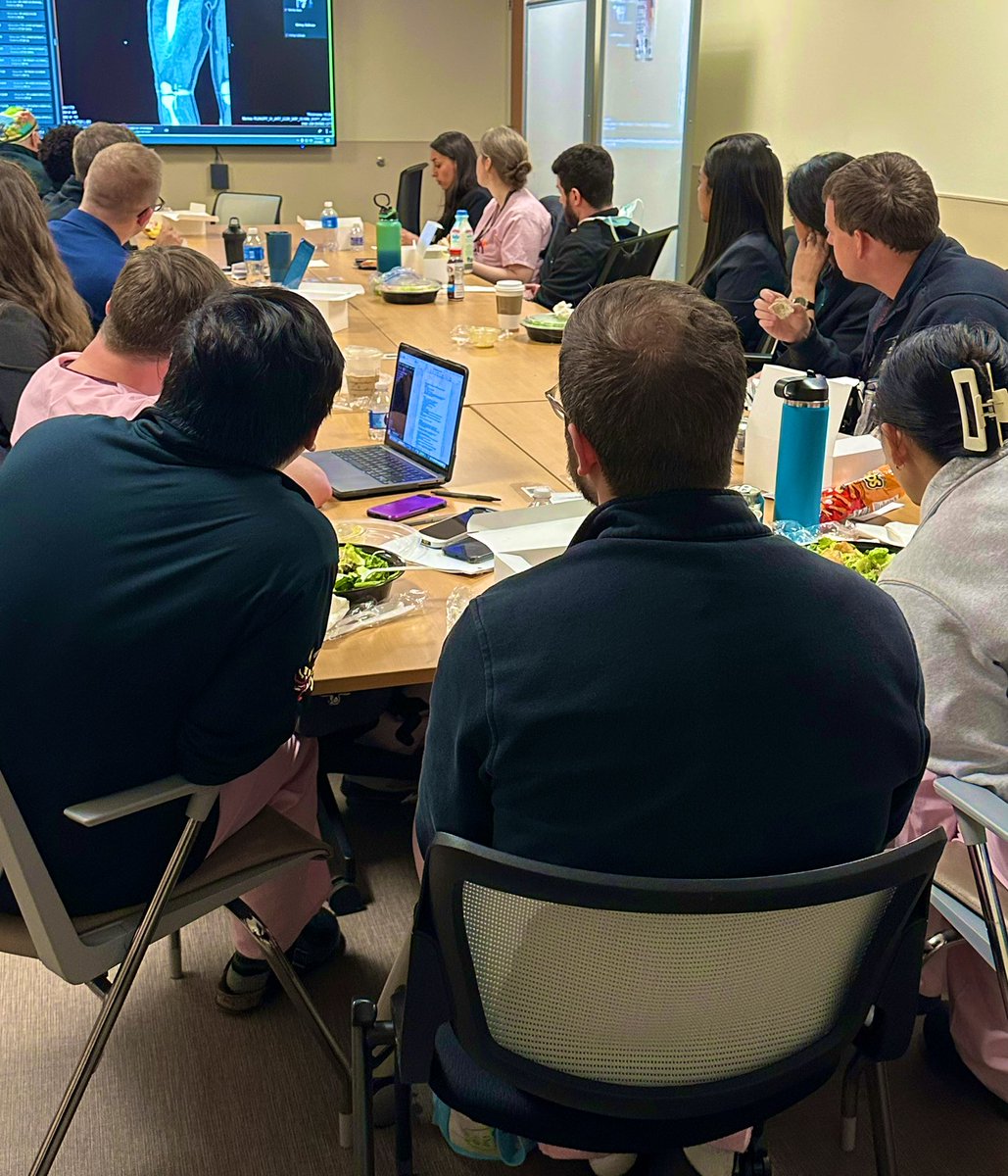 Let the fellowship interview season begin! Can’t wait to meet this year’s outstanding applicants and share what our program has to offer! 🙌 #MedTwitter <a href="/SURGCC/">SCCPDS</a> <a href="/traumadoctors/">AAST</a>