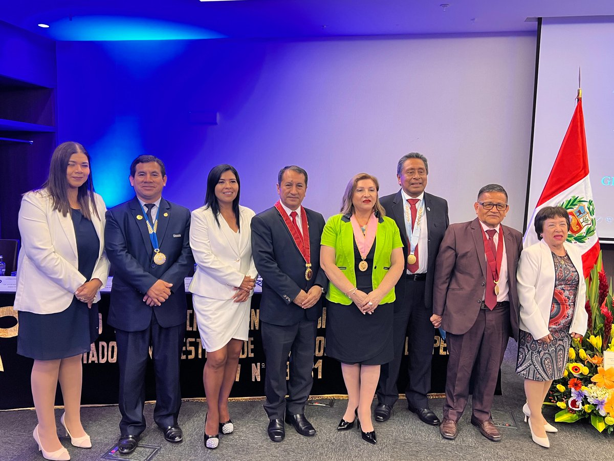 Invitación Protocolar
El Colegio Médico Veterinario del Perú estuvo presente en la ceremonia por el día del Licenciado de Relaciones Industriales y Licenciado en Gestión de Recursos Humanos del Perú. Estuvo presente el Decano Nacional M.v. José B. Mantilla Gallardo.