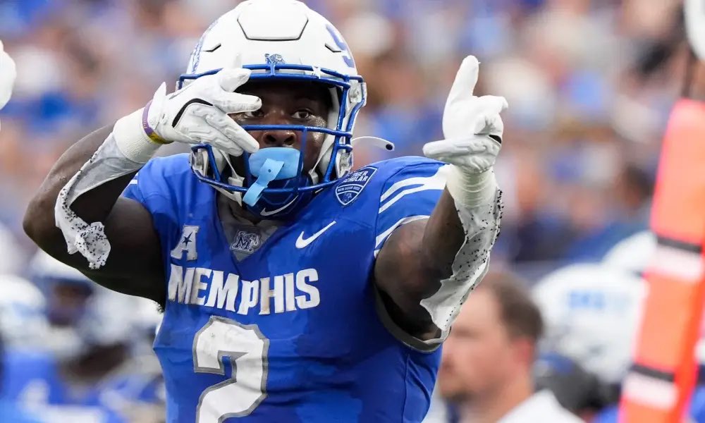 Josh “Big Josh” Battle ✞ (@josh1battle) on Twitter photo All Glory To God! After a great conversation with <a href="/Coach__Myers/">Jeff Myers</a> I am blessed to receive a(n) offer from The University of Memphis! All Glory To God! After a great conversation with <a href="/Coach__Myers/">Jeff Myers</a> I am blessed to receive a(n) offer from The University of Memphis!