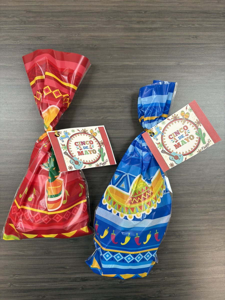 Jennifer Stein (@missjstein) on Twitter photo Happy Cinco de Mayo! The <a href="/WPTigerPride/">White Plains High School</a> staff celebrated with special treats🇲🇽 Happy Cinco de Mayo! The <a href="/WPTigerPride/">White Plains High School</a> staff celebrated with special treats🇲🇽